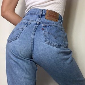 ❌SOLD❌VTG Levi’s 551 high waisted jeans
